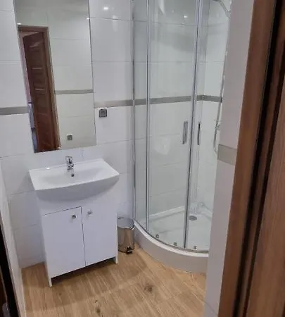 Chatki Niwkii U Zboja Z Antresola Апартаменты *